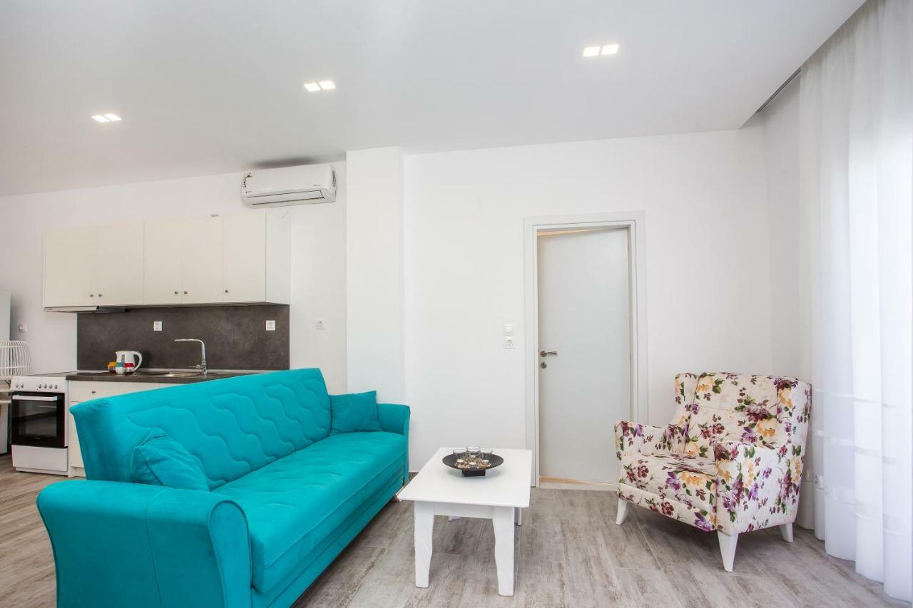 פליראקי Ammos Luxury Suites מראה חיצוני תמונה